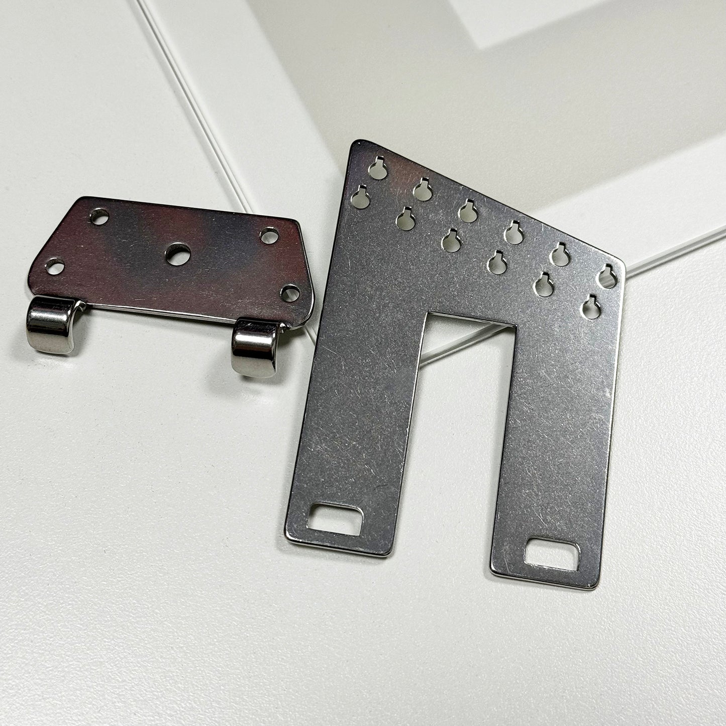 12-string Trapeze Tailpiece Reinforced Vintage Thicker Bracket For Rickenbacker Without 2 Strap Bolt Electric Guitar Chrome Part