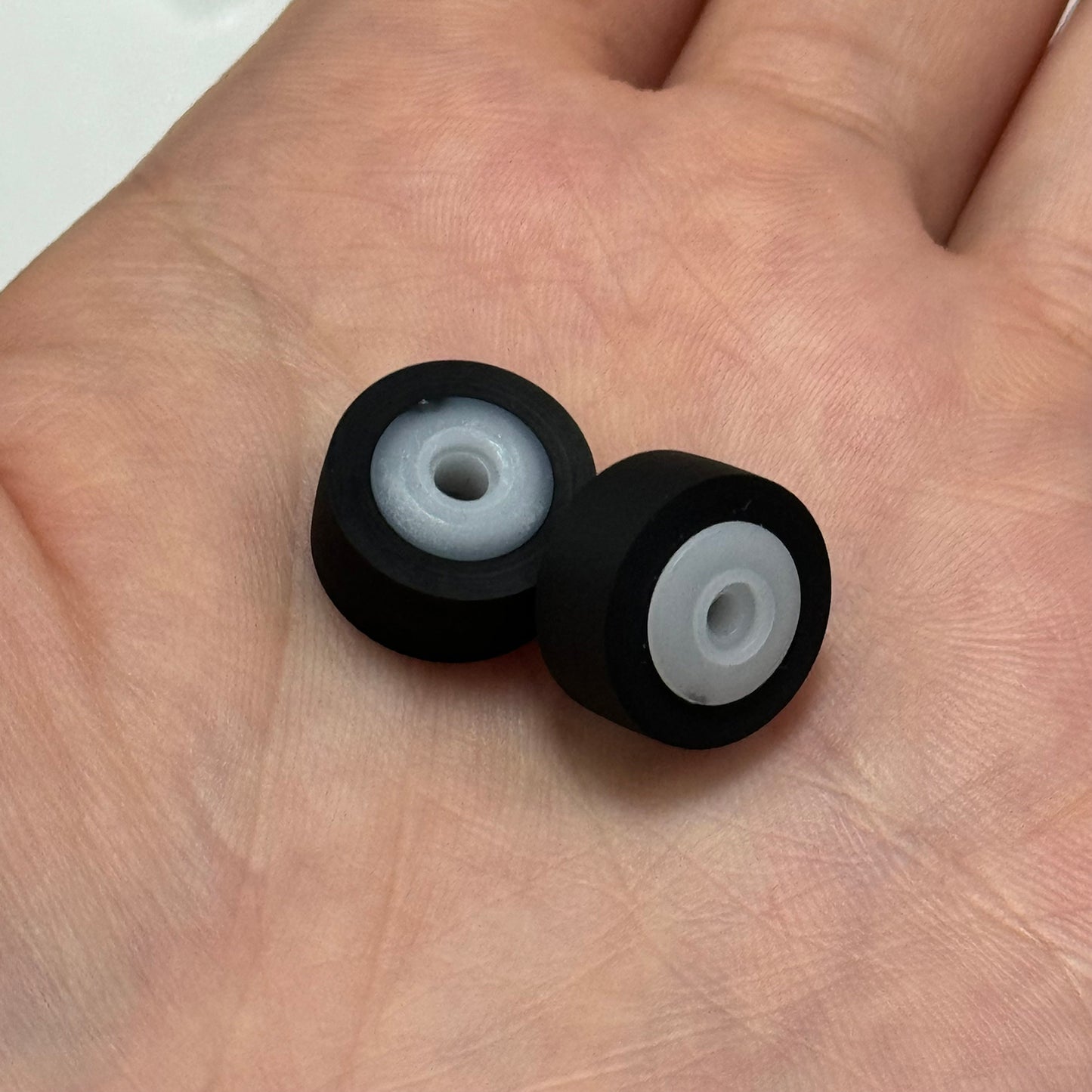 Pinch Roller Rubber Compatible With Boombox 13 x 8 mm Set of 2 pcs Single / Dual Capstan Cassette Decks Take-up Side Replacement